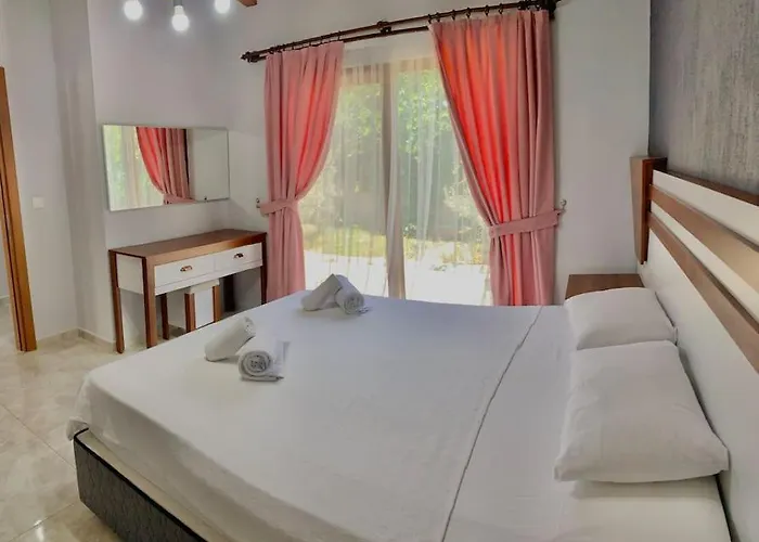 Likya Ruby 2+1 Villa, Oezel Havuzlu, Villa Fethiye